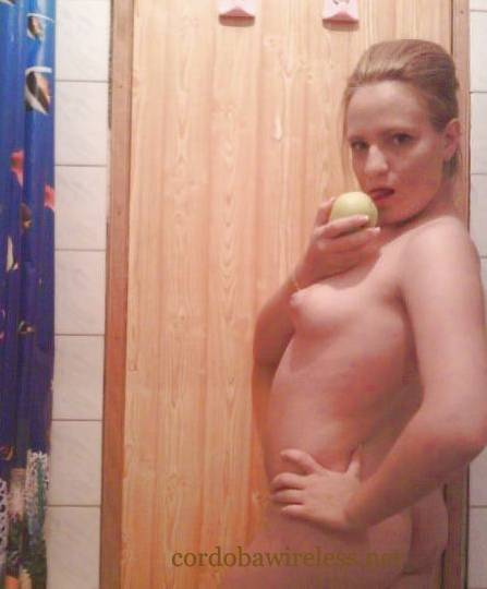 Married and lonely girls: Bertina, 32 y/o